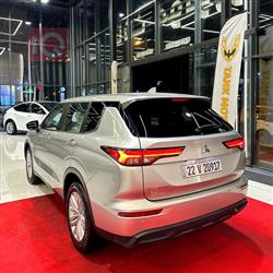 ميتسوبيشي اوتلاندر